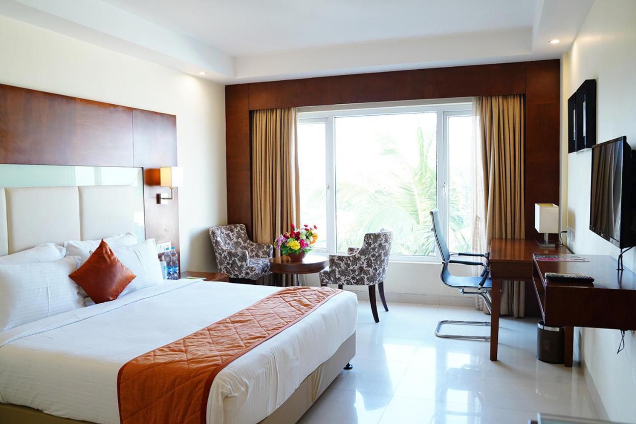 Quality Inn Viha Kumbakonam Exterior photo