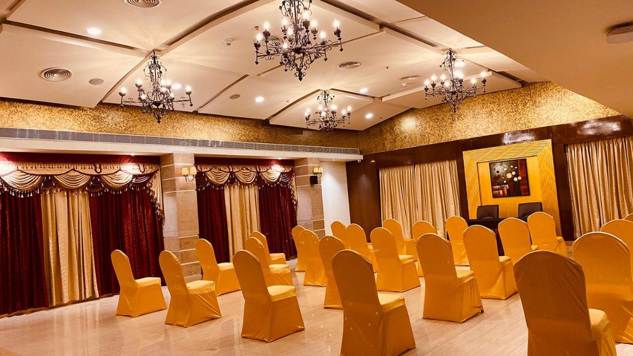 Quality Inn Viha Kumbakonam Exterior photo