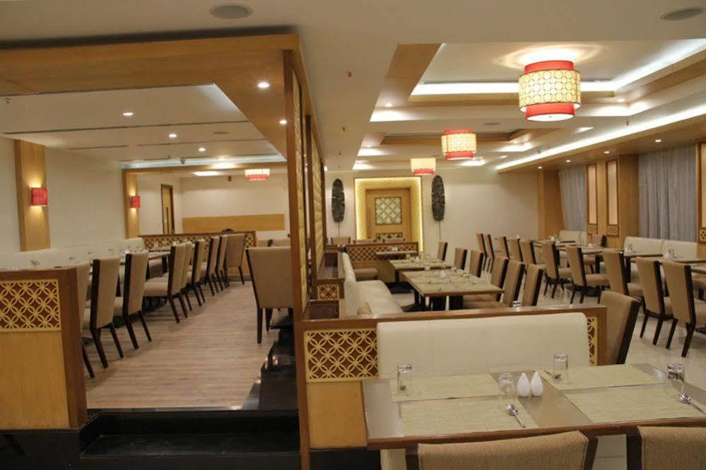 Quality Inn Viha Kumbakonam Exterior photo
