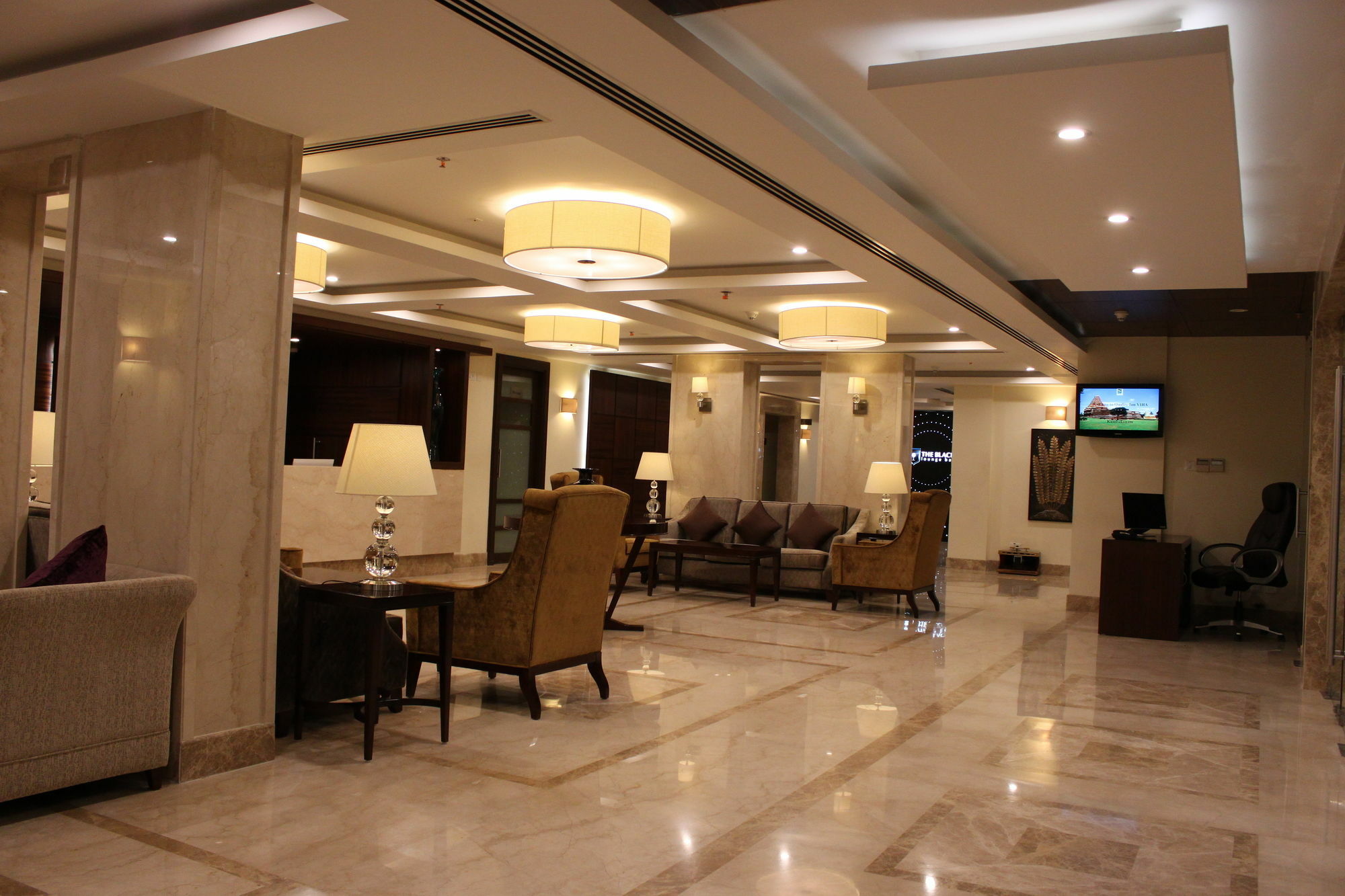 Quality Inn Viha Kumbakonam Exterior photo